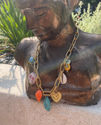 ✨ Collier chaîne dorée à charms colorés