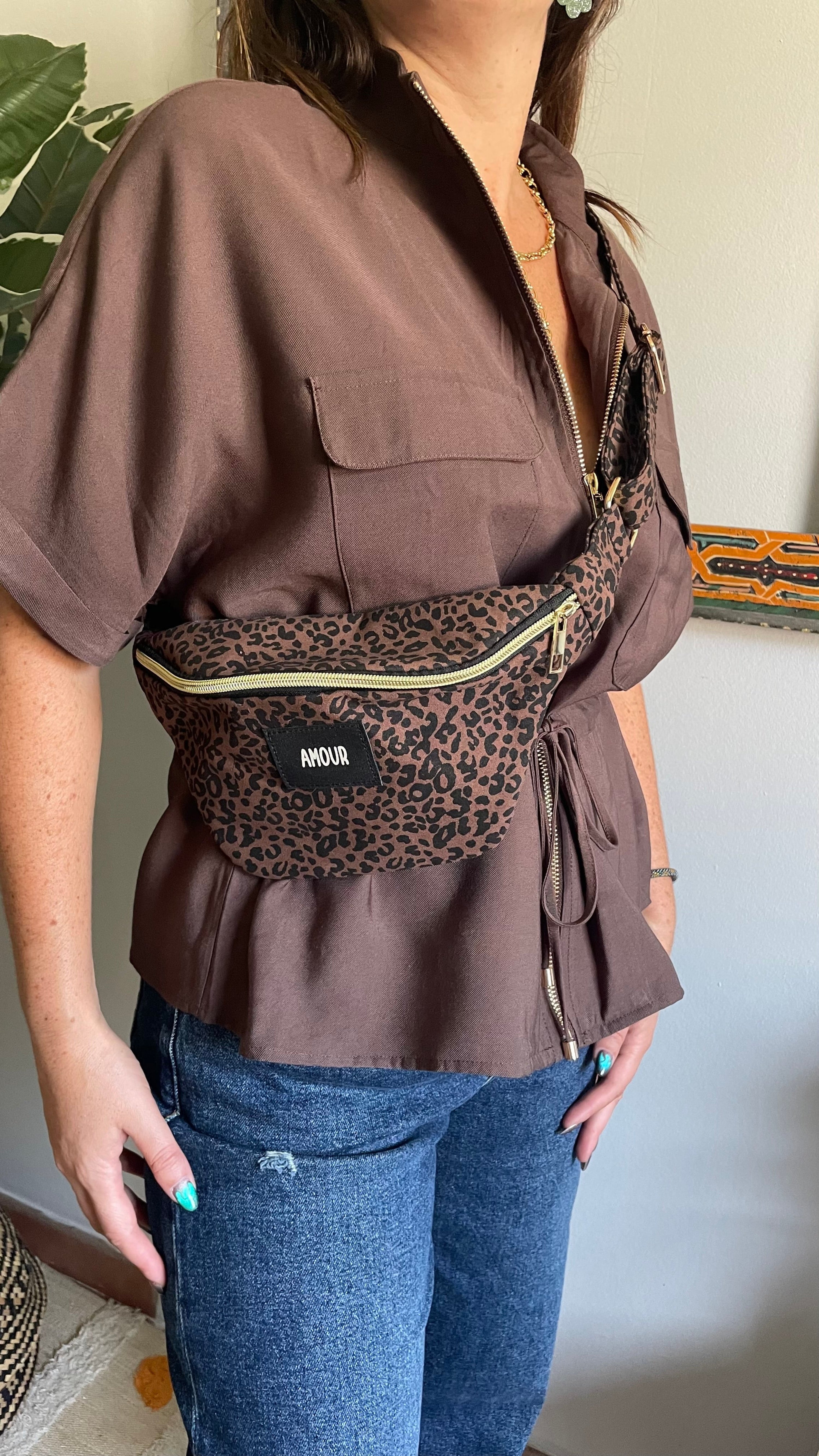 🐆 Sac Banane Léopard “Amour”