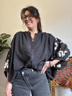 Blouse - Noire brodée