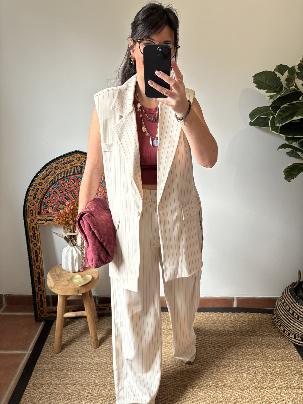 Tailleur beige à rayures